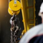 Industriehaken eines Elektrokettenzugs mit einer Tragkraft von 5 Tonnen.